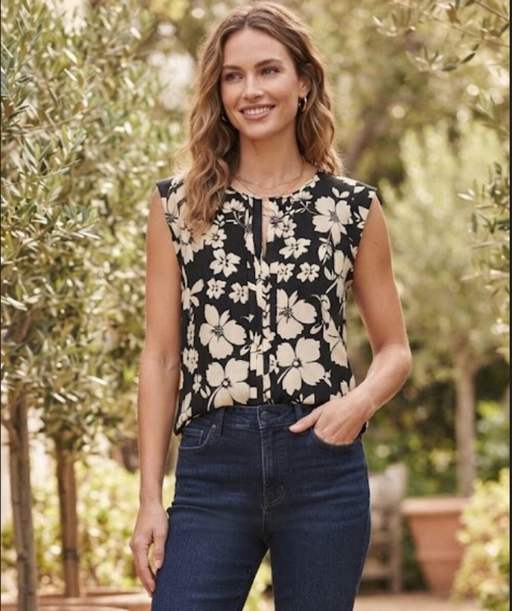 THE LIMITED Black & Beige Floral Sleeveless Blouse Work Office Top Small